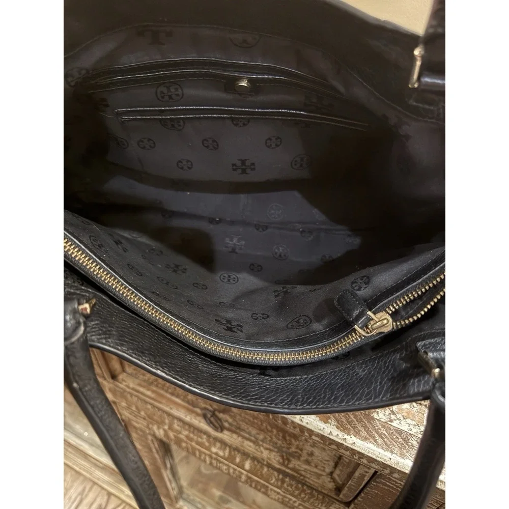 Tory Burch Serif T Black Satchel‎ Bag Rare Bag Triple Compartment Tote 525$